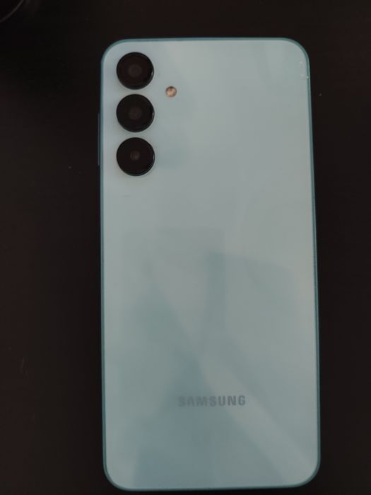 Samsung a16 light green