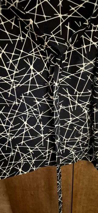 Świetna sukienka do pracy 44-46