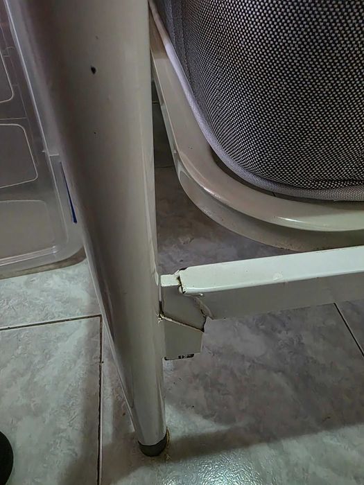 Cama de solteiro com colchão e estrado