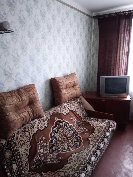 Маленька однокімнатна квартира