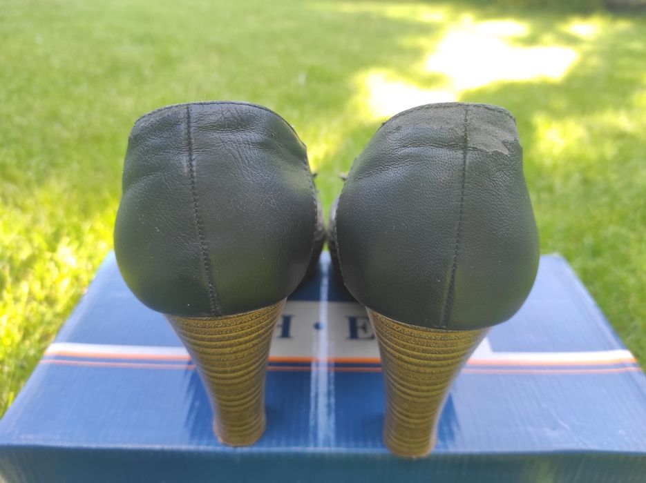 Туфлі жіночі чорні