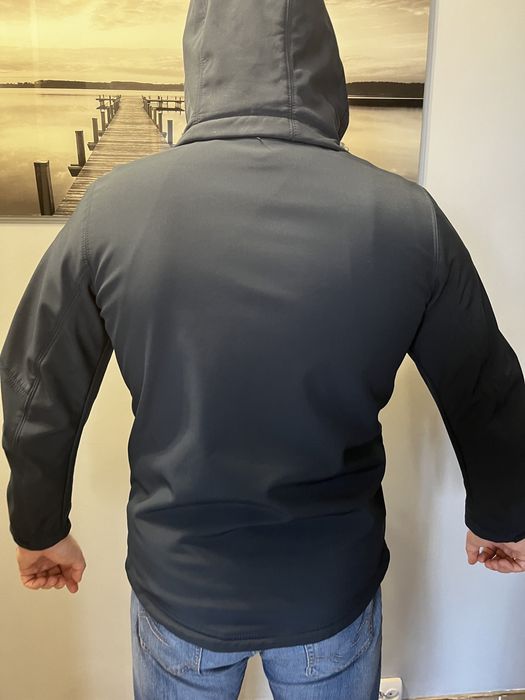 Bluza z kapturem, softshell wiatroodprna ciepła razmiar M