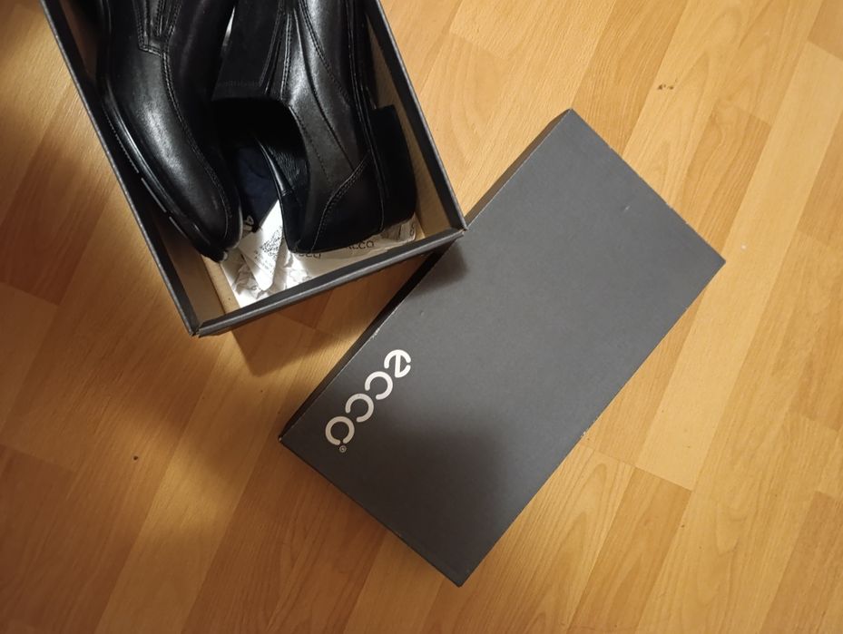 Взуття Екко нове з магазину