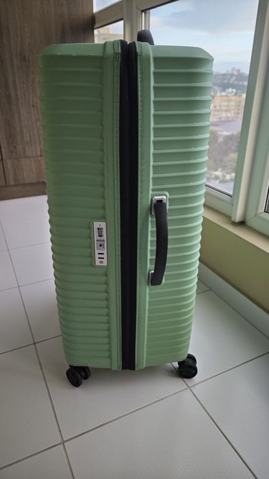 Оригінальна валіза Samsonite Magnum XL (81 см)