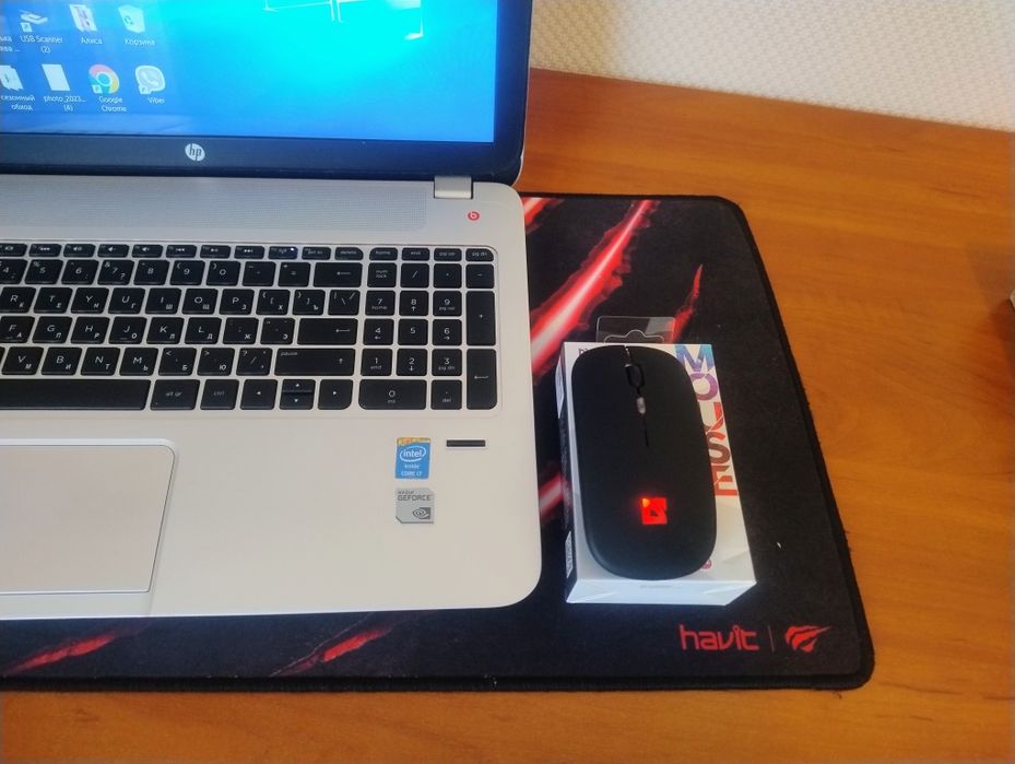 Ноутбук HP Envy — преміальний пристрій в алюмінієвому корпусі.