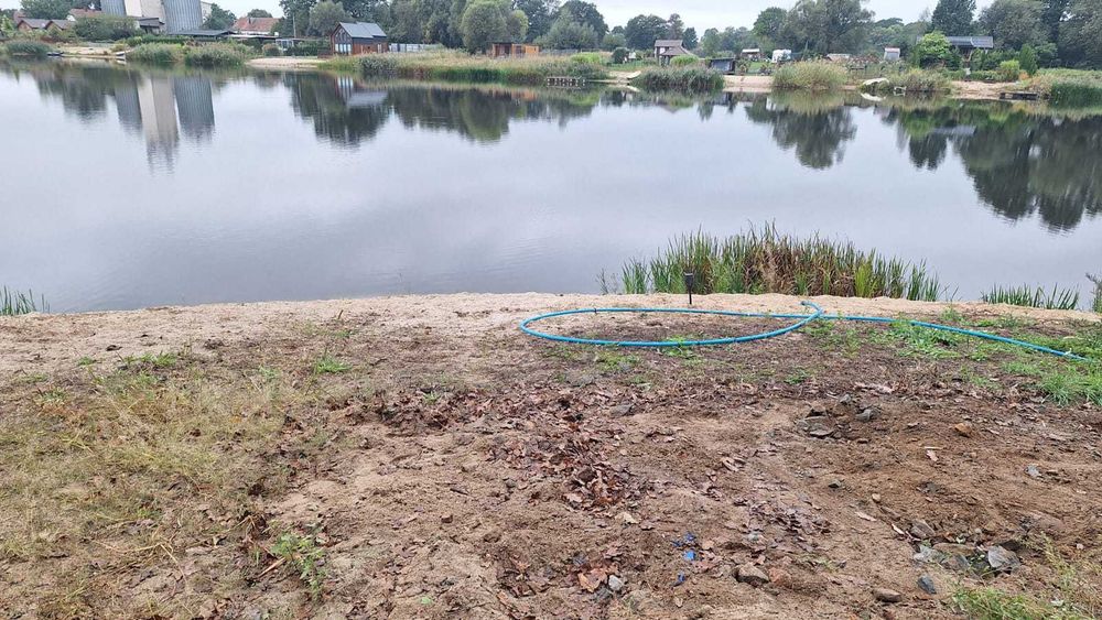Działka nad jeziorem z własną linią brzegową