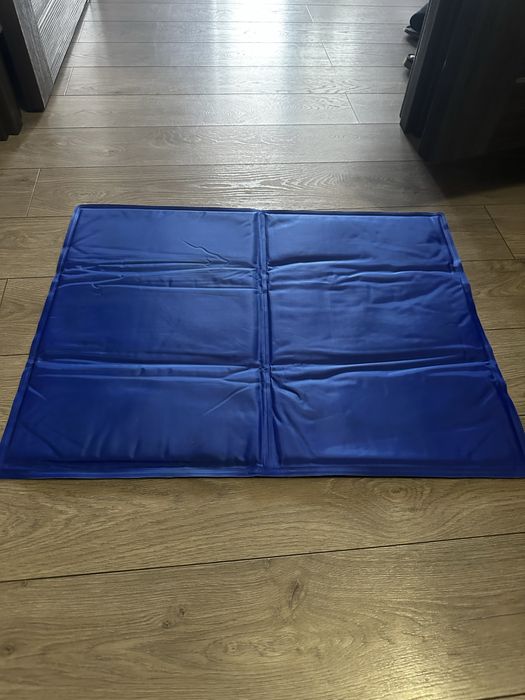 Охолоджуючий килимок для котиків та собак 65х50