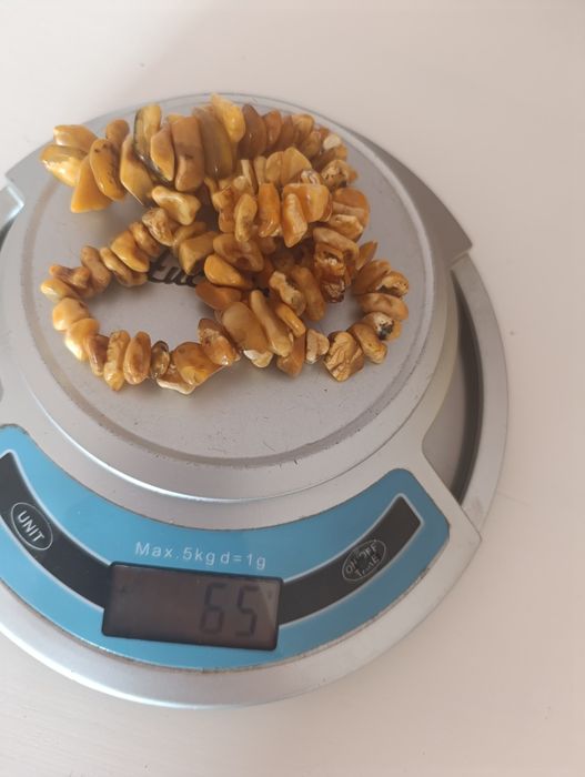 Bursztynowy naszyjnik