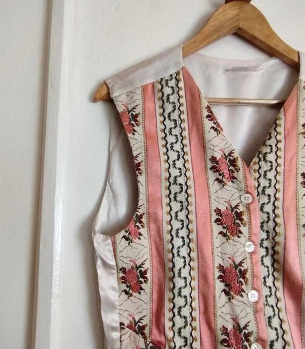 Vintage Hennes Collection  kamizelka garniturowa bezrękawnik haftowana