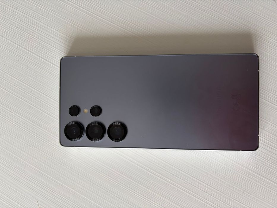 Samsung s25 ultra 512GB, novo com 4 meses de uso