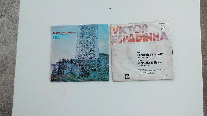 Vários discos de vinil de antigos20