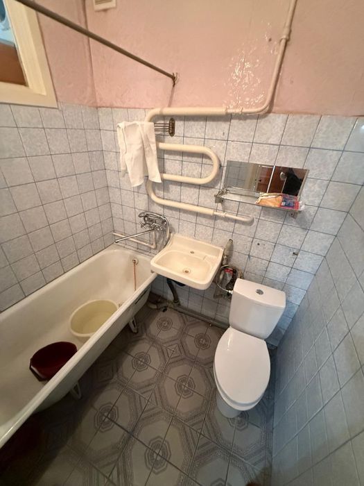 Продам  1к квартиру в Ингульском районе. Колос.