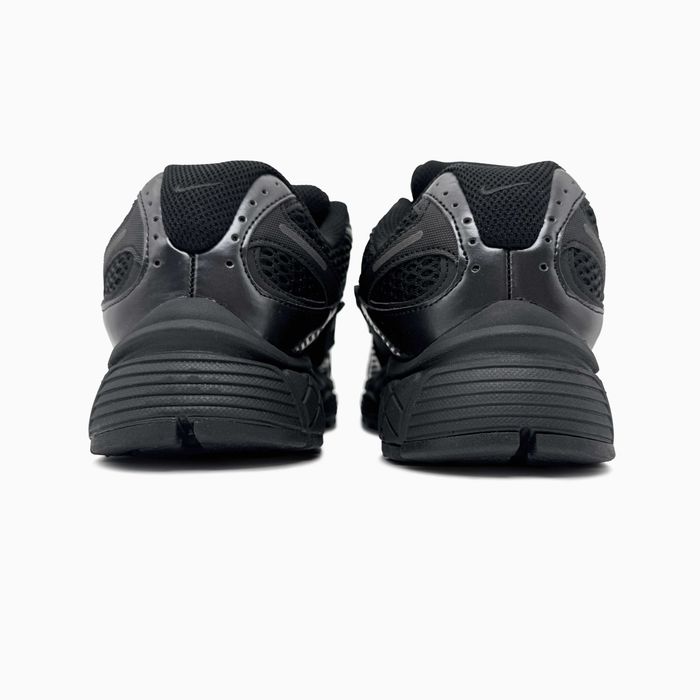 Nike V5 RNR Triple Black, розміри 40–45