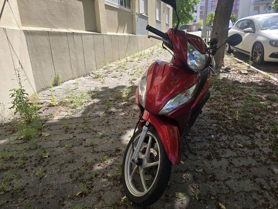 Honda Vision 110