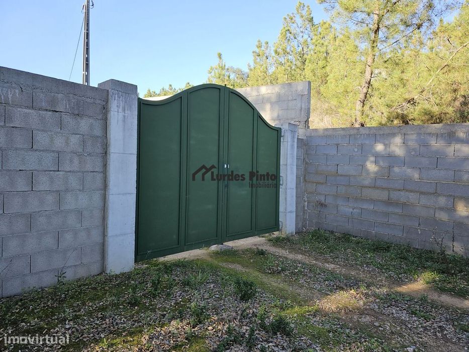 Quinta com construção