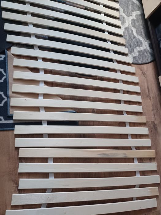 Sprzedam stelaż drewniany 90×200