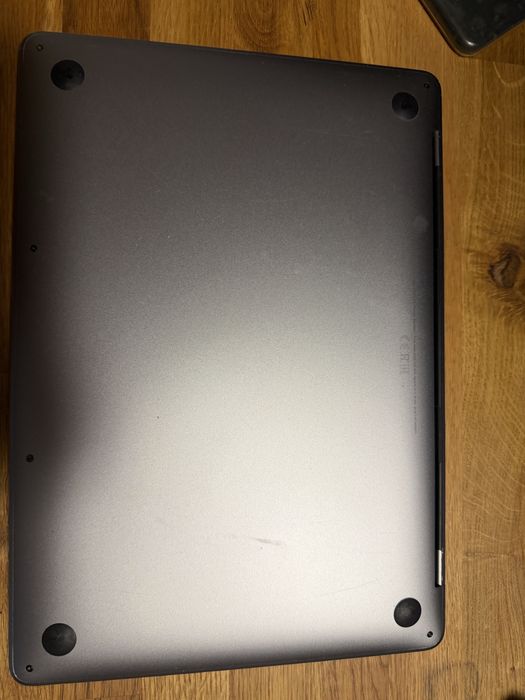 Sprzedam MacBook pro m1