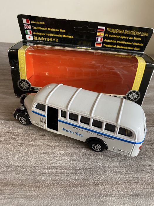 Model Valletta metalowy