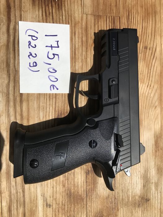 Pistola Airsoft Greengás SIG P226X5-Strike Warrior Tokyo Marui NOVA