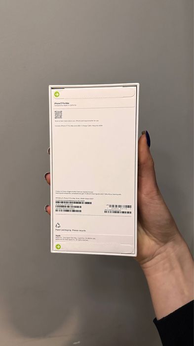 Apple iPhone 17 Pro Max 256GB ( Silver ), ( e - Sim )