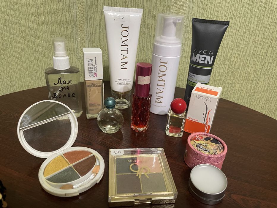 Набор косметики парфюмы