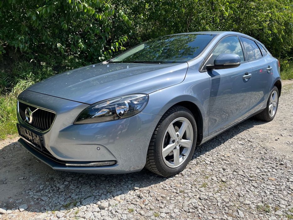 Volvo V40 kamera cofania/półskóra/full ASO Volvo/jedne ręce!