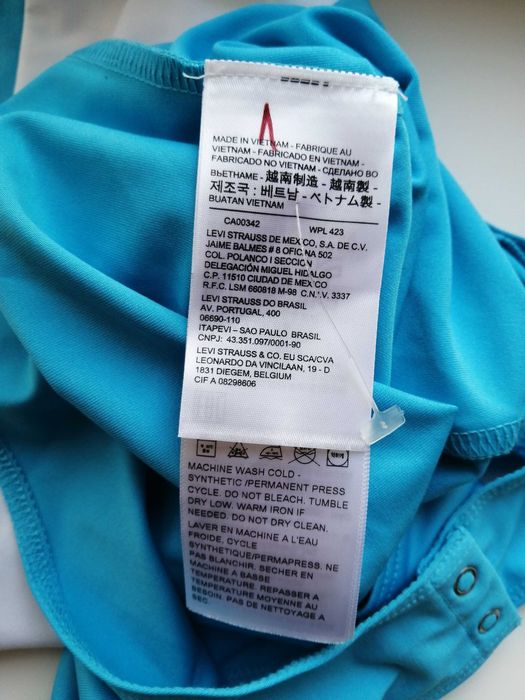 Боді Levi's, розмір М, стильне, спортивне, комбідрес майка