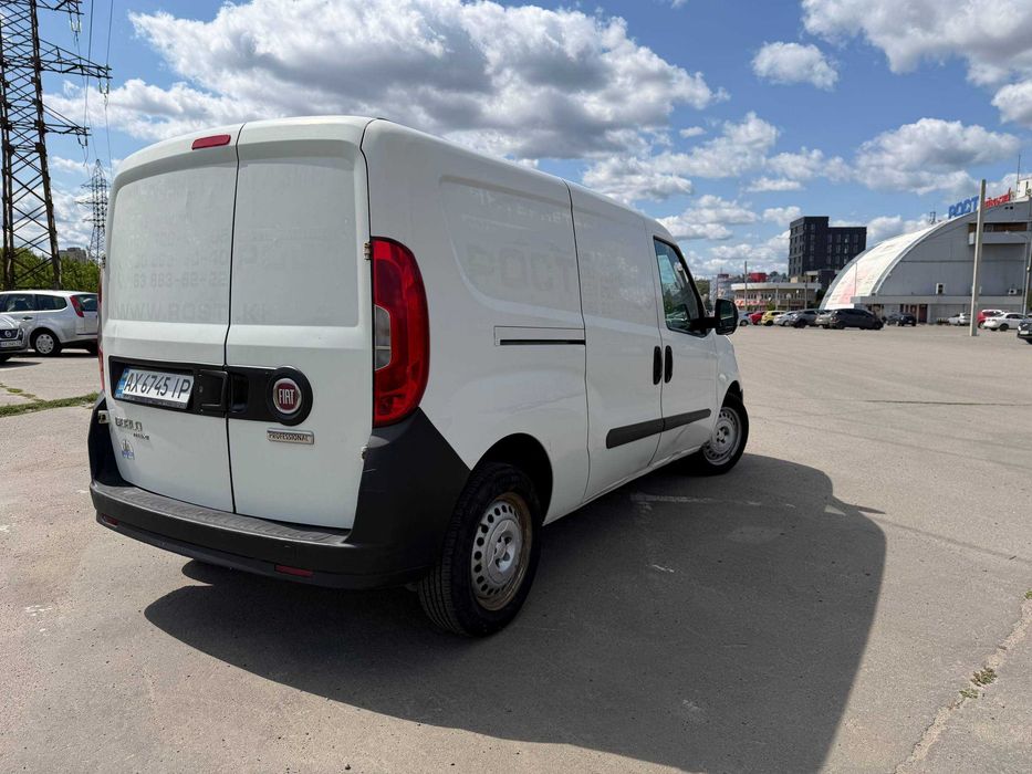 Fiat Doblo MAXI (довга база) 2015 року