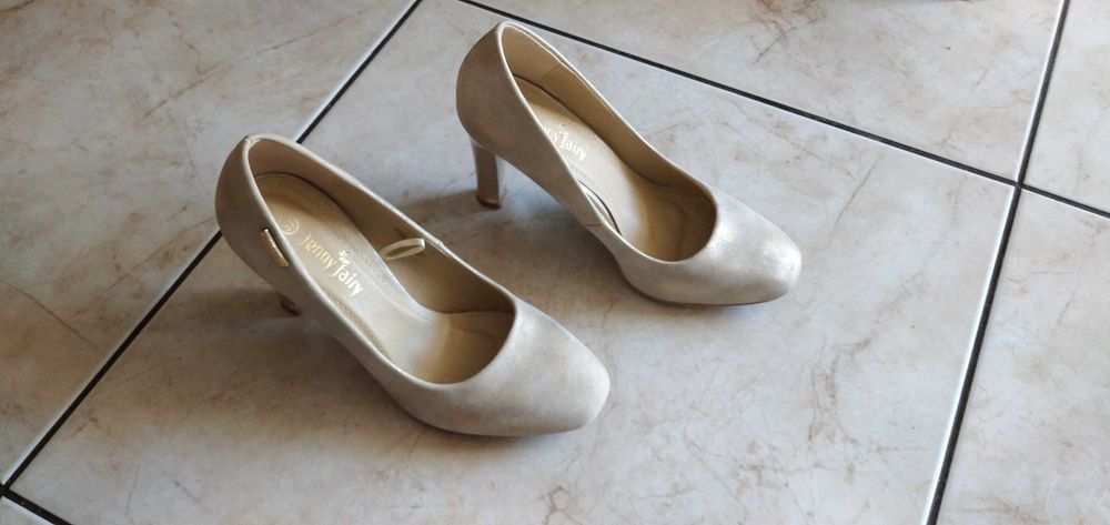 Sprzedam buty damskie, rozm. 37