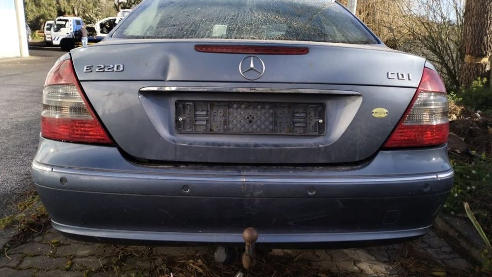 Mercedes Class E W211 para peças
