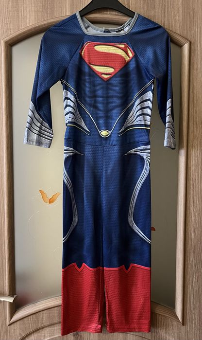 ,,Супермен,,маскарадний образ для дитини