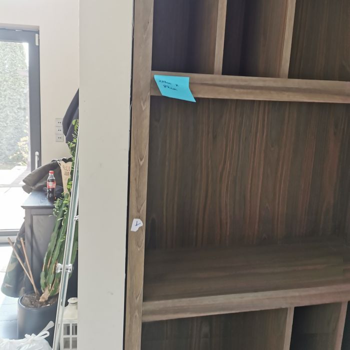 Sprzedam regał - bibliteczke.Polecam.