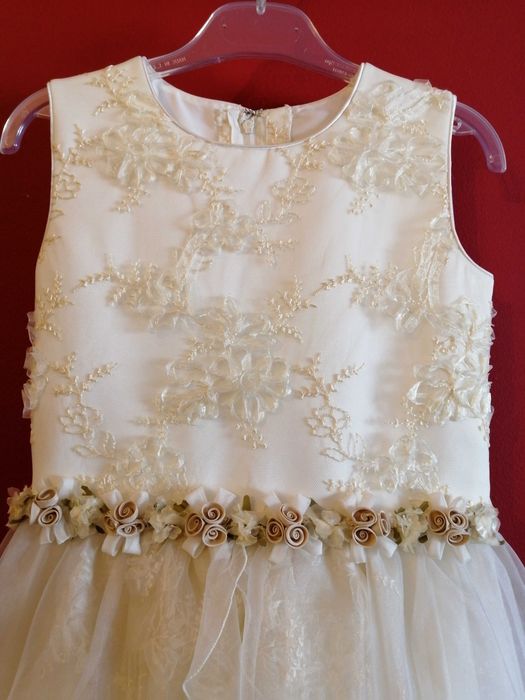 Vestido de cerimónia novo