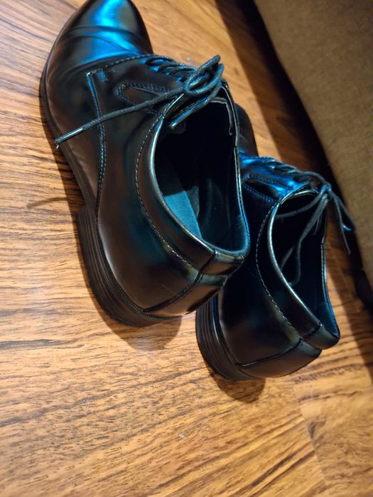 Garnitur męski z butami