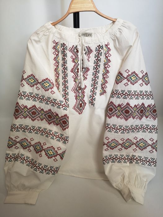 Жіноча вишиванка S, M, L
