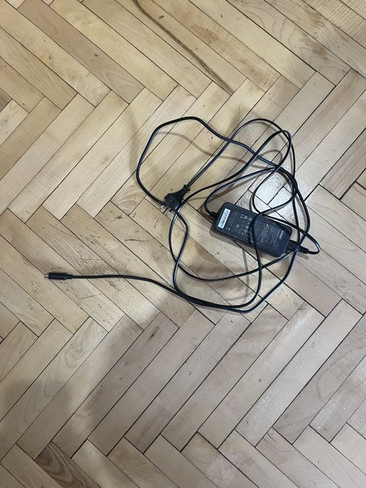 Продаю електросамокат Ninebot (Simply Moving)