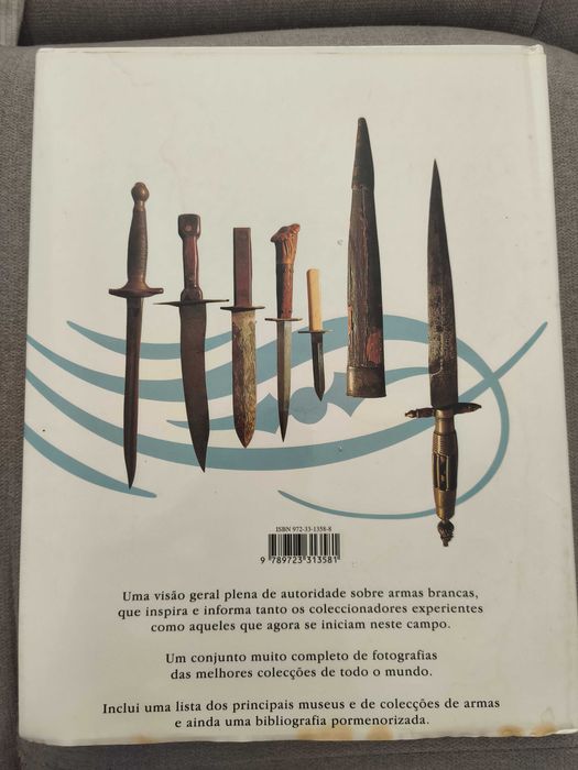Espadas, Adagas e Alfanjes