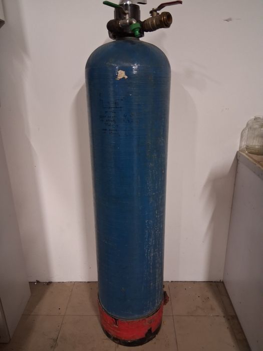 Odżelaziacz z glowicą