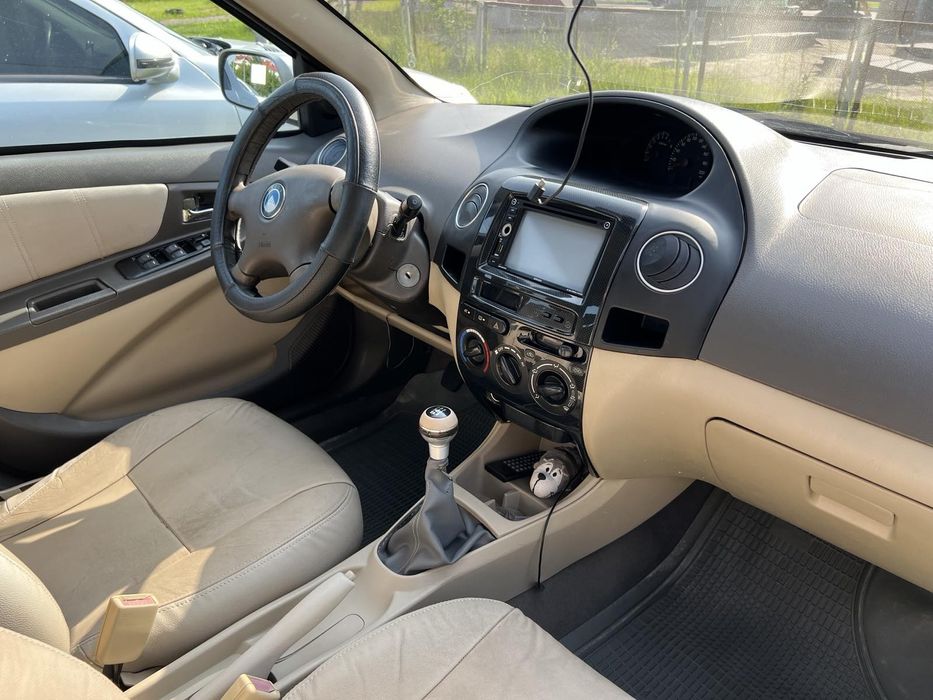 Здав машину в оренду недорого продам