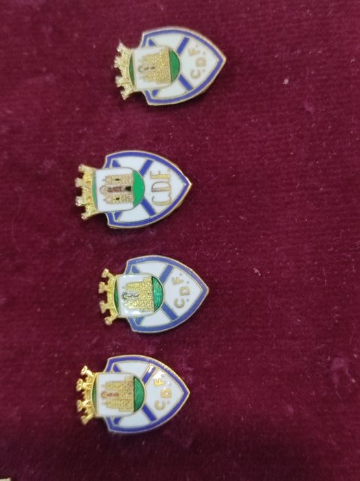 Pin / emblema do CD Feirense