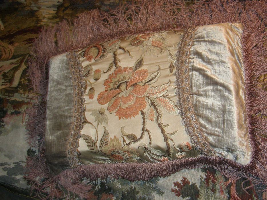 Тканный старинный гобелен Парчёвая вышитая наволочка Цена за ВСЁ