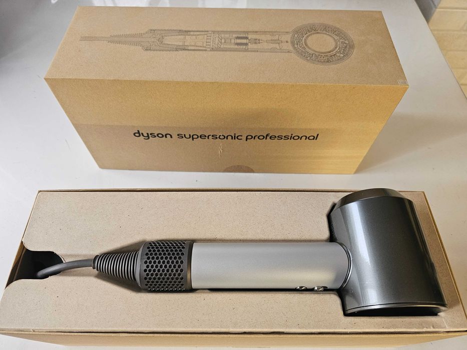 Продам фен Dyson професіональний