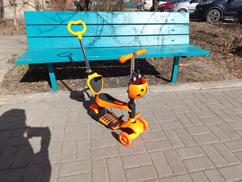 Дитячий самокат "Божа корівка". Колір помаранчевий