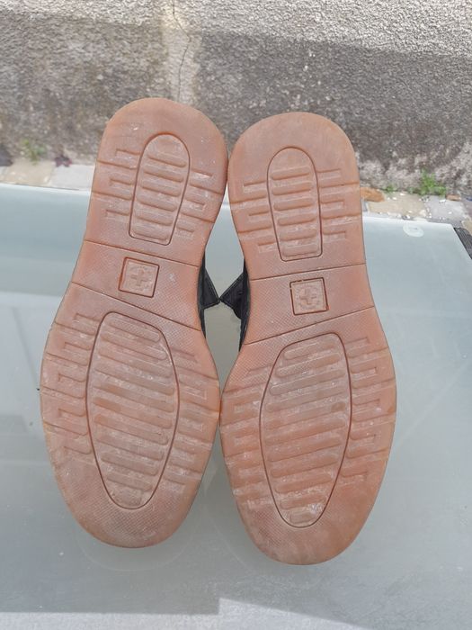 Ботинки жіночі шкіряні  Dr. Martens 1460 Mono Black