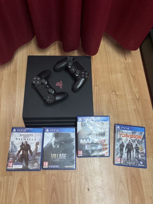 Sprzedam PS4 pro