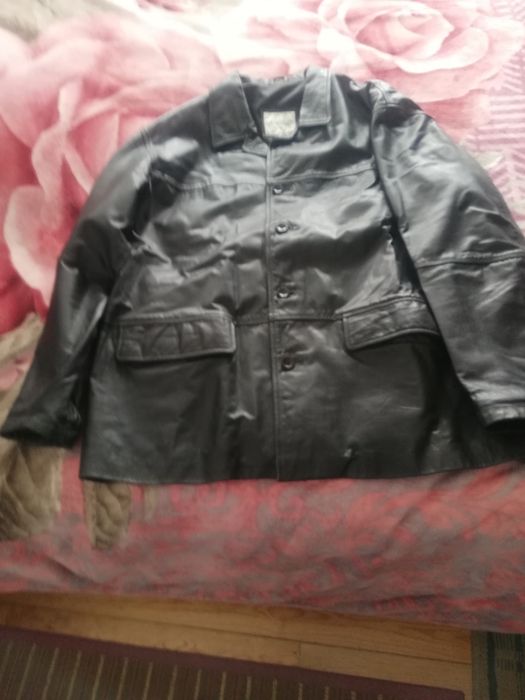 Vendo casaco de cabedal