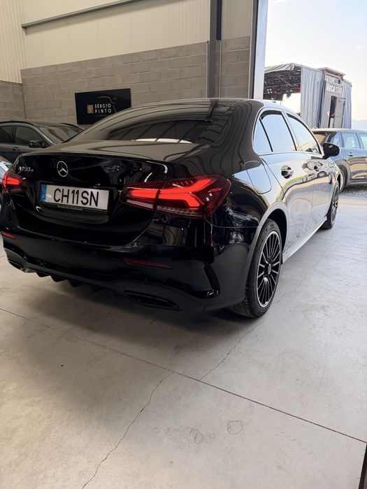 Mercedes A250e AMG Limousine night Paket
