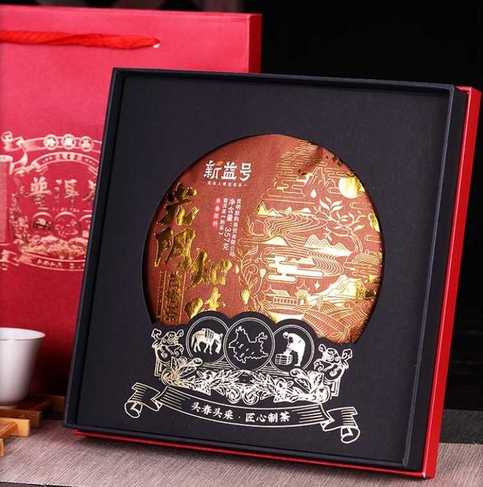Подарочный набор чая пуэр У времени есть вкус Синь Хао 2023 г 357 г