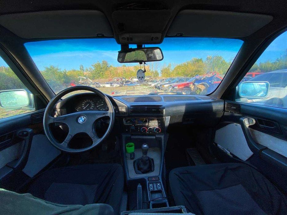 BMW / БМВ 525i E34 седан 1988-1996 разборка на запчасти