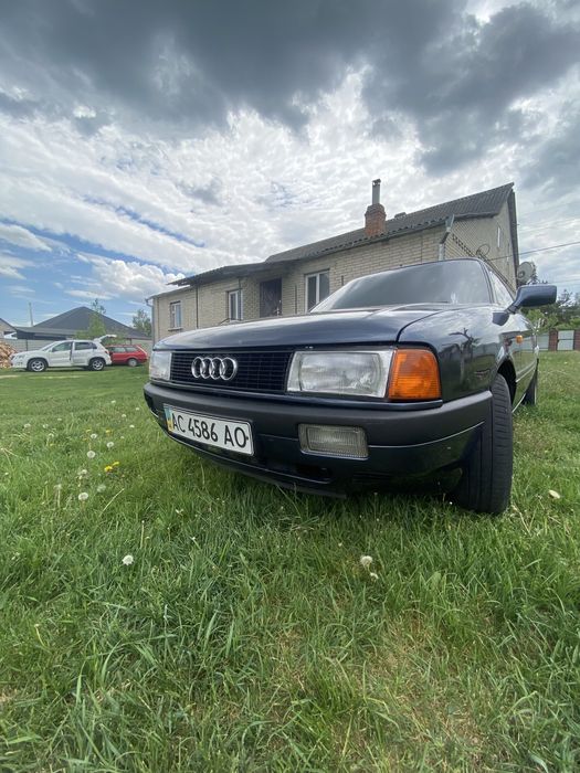 Audi 80b3 в хорошій комплектації